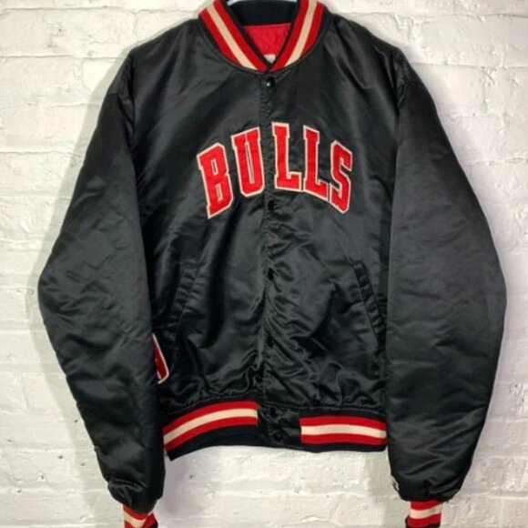 Vintage Chicago Bulls 80s STARTER Jacket #23 Satin Snap Bomber NBA Black Red XL - Picture 1 of 3